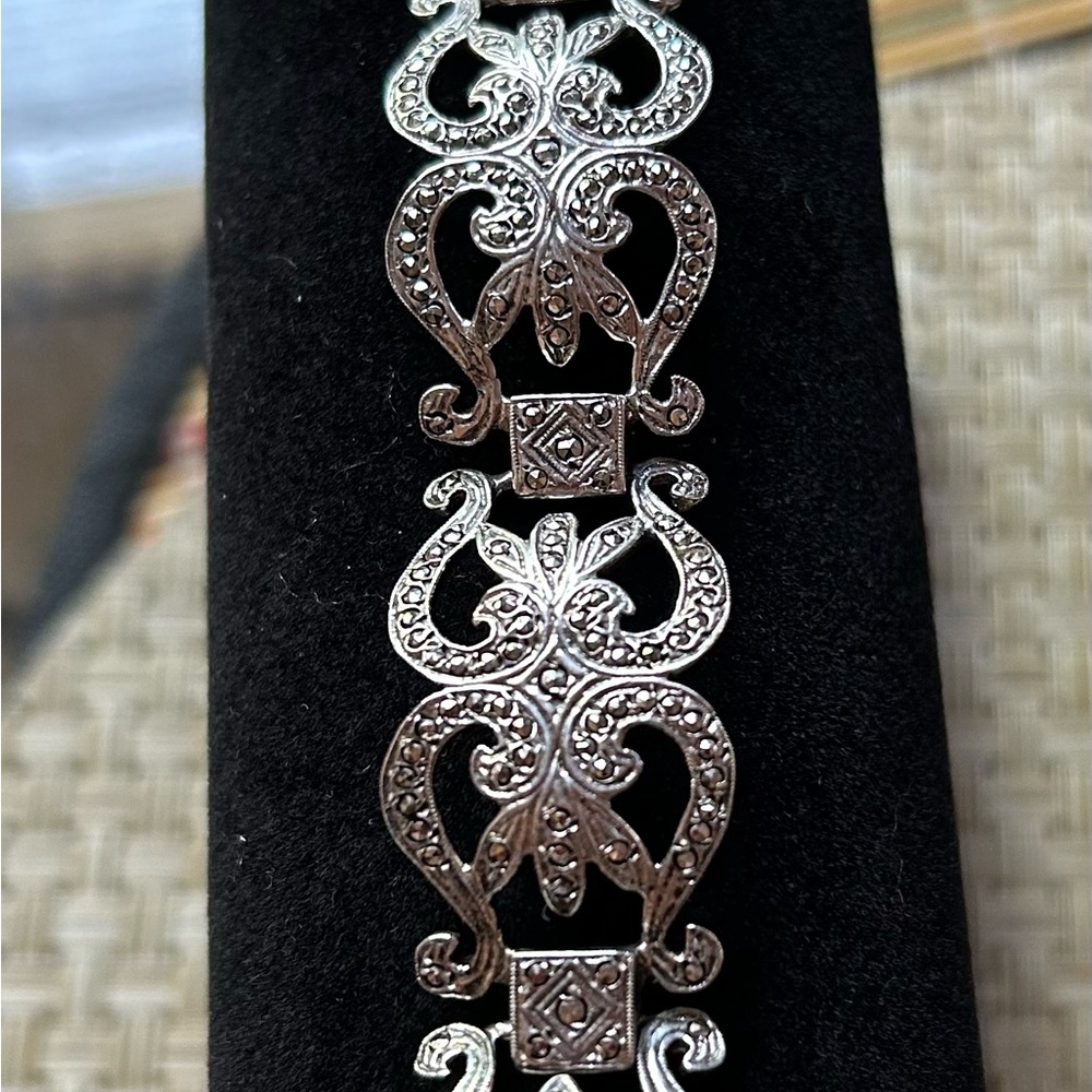 Vintage 1930's Sterling Silver Marcasite Bracelet - Picture 7 of 7